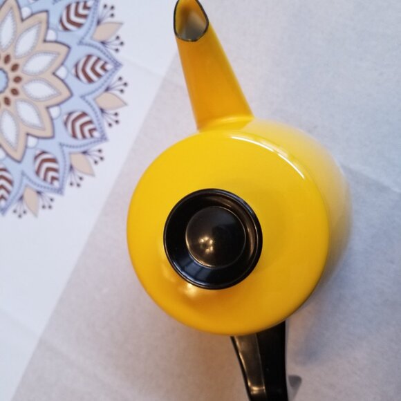 Catherineholm Yellow Lotus Pattern Coffee Pot - Picture 5 of 6